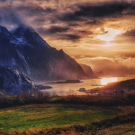 Lofoten Cabin بيت للعطل